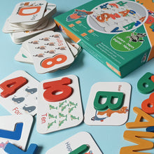 Cargar imagen en el visor de la galería, Juguete Montessori de 36 cartas y bloques de madera coloridos, contiene alfabeto de la a a la z y del número 1 al 10